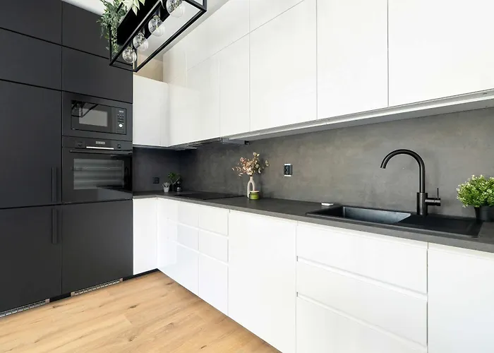 Διαμέρισμα Spacious In With Desks And Parking By Renters *